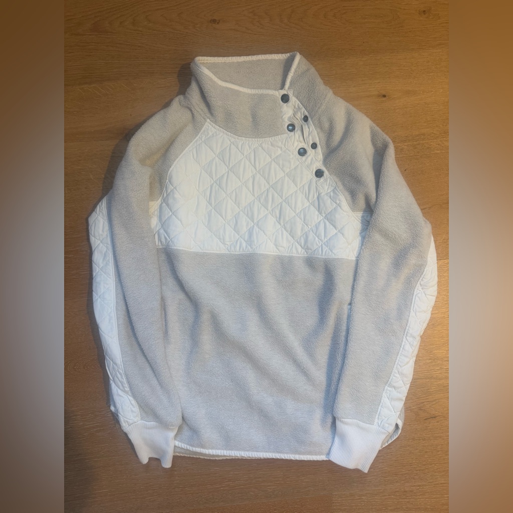 A&F Fleece Pullover S
